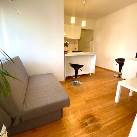 Town Place Mili Belgrade Luaran gambar