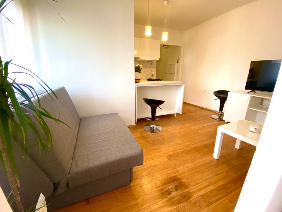 Town Place Mili Belgrade Luaran gambar