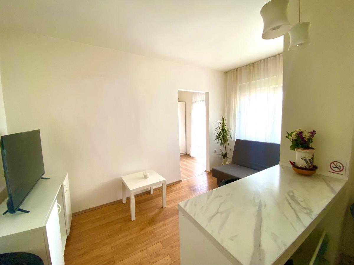 Town Place Mili Belgrade Luaran gambar
